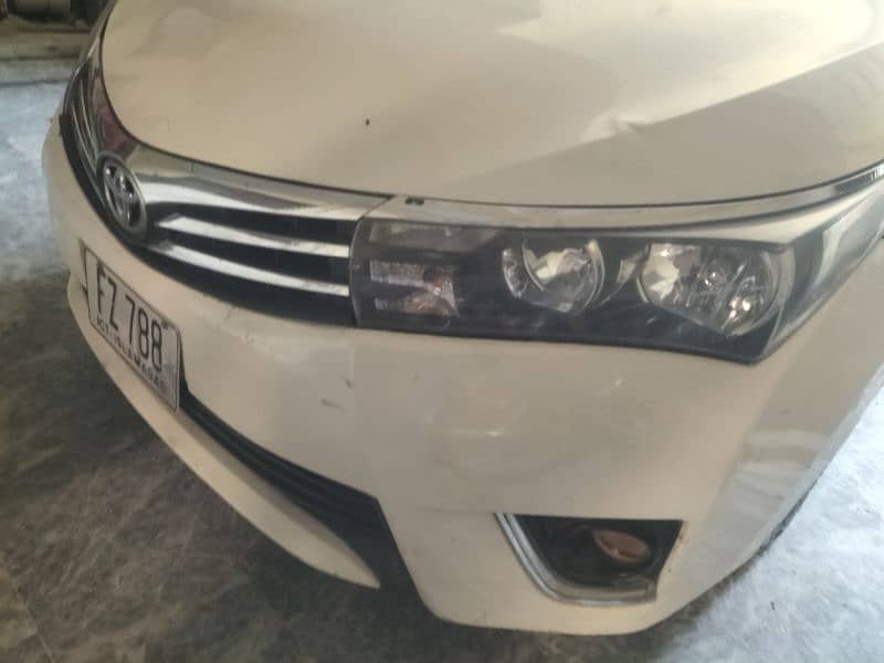 head light and bumper front and back corrola 2015 0