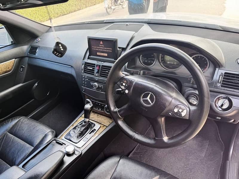 Mercedes C Class 2010 7