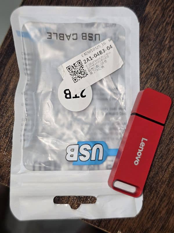 2 TB Lenovo USB 1