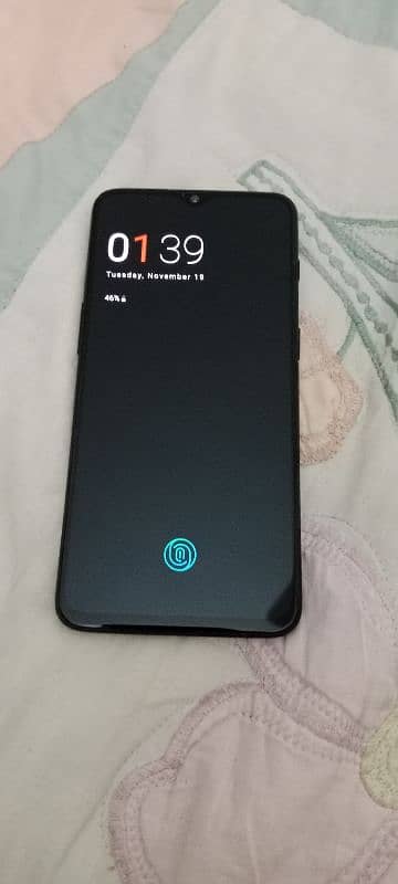 OnePlus 6t 8/128 with AMOLED Display 0