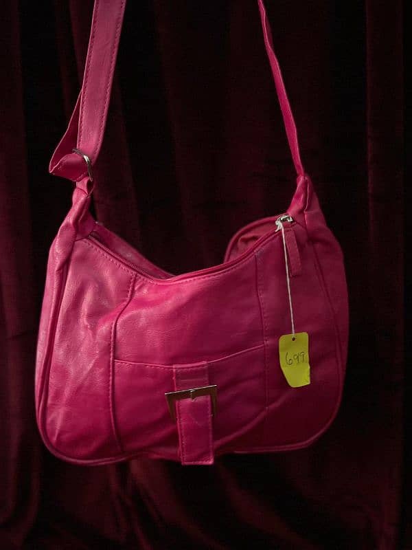 Ladies Purse Brand new Condition origin America 1200/ kg 2