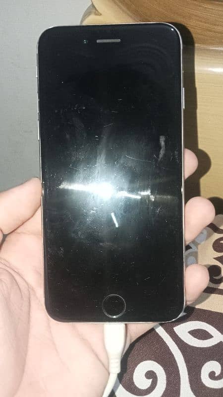 I'm selling my Iphone 6 5