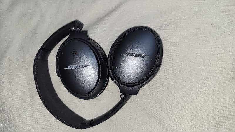 Bose QC25 Headphones with Anc/nc just like sony, jbl, anker 5