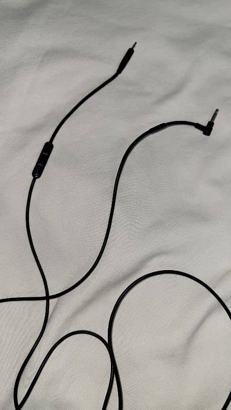 Bose QC25 Headphones with Anc/nc just like sony, jbl, anker 7