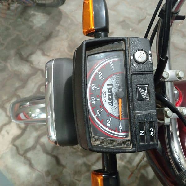 Honda 70 good bike same new full sell and sell 0