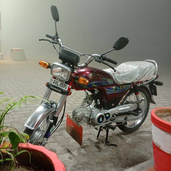 Honda 70 good bike same new full sell and sell 3