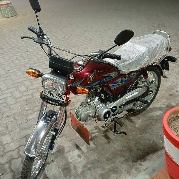 Honda 70 good bike same new full sell and sell 5