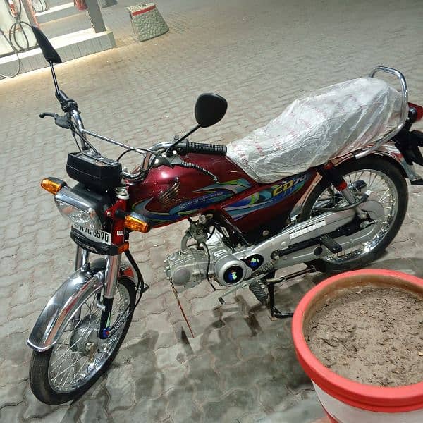 Honda 70 good bike same new full sell and sell 6