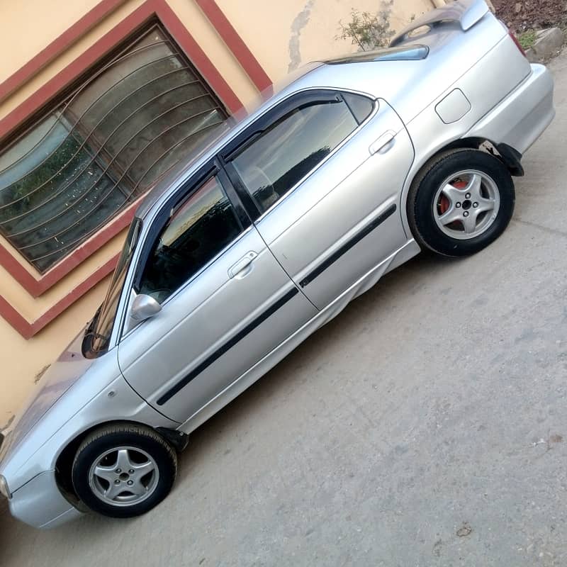 Suzuki Baleno 2002 3