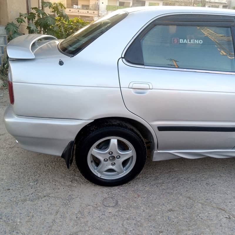 Suzuki Baleno 2002 4