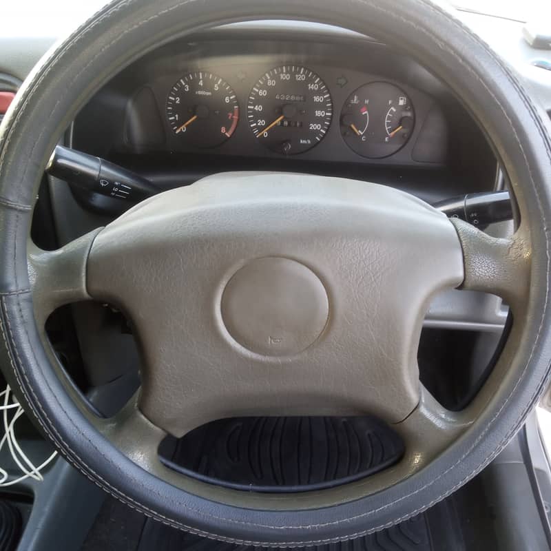 Suzuki Baleno 2002 8