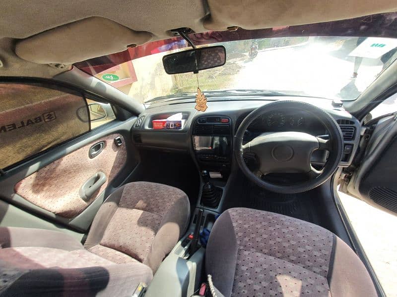 Suzuki Baleno 2002 16