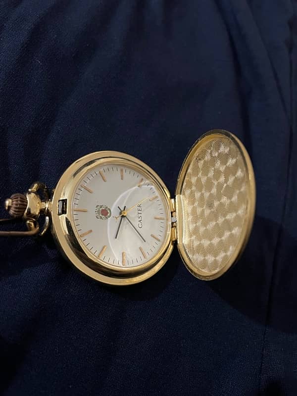 Caster Vintage Gold Pocket Watch 2