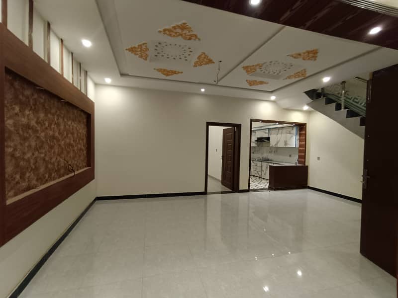 4.5 Marla Brand New House For Sale Rizwan Colony Link Capital Road Sialkot 16