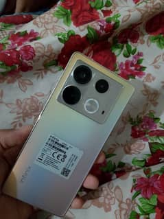 Infinix note 40     8/256