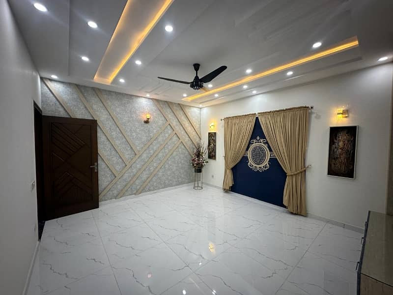 DC Colony Main Boulevard 1 Kanal House For Sale 31