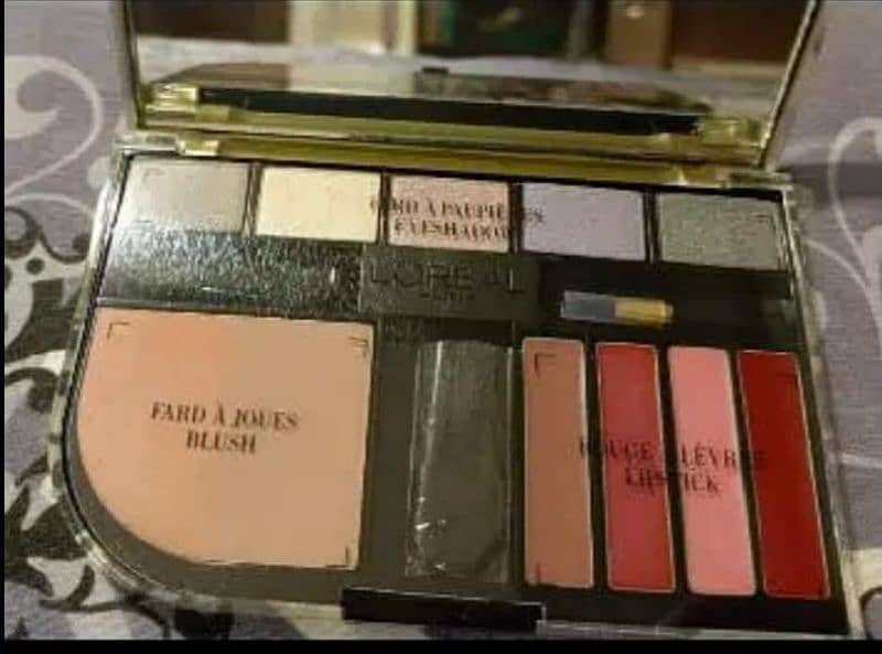 Loreal Paris Makeup kit Original (Paris) (Branded) 2