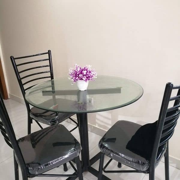 preloved dining table 0