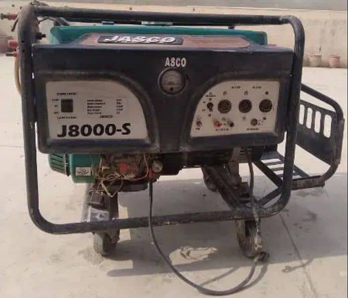 6.5 kv generator for sale in good condition 3