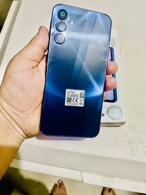 I'm selling my Samsung A15 11 month warranty 8/256 0