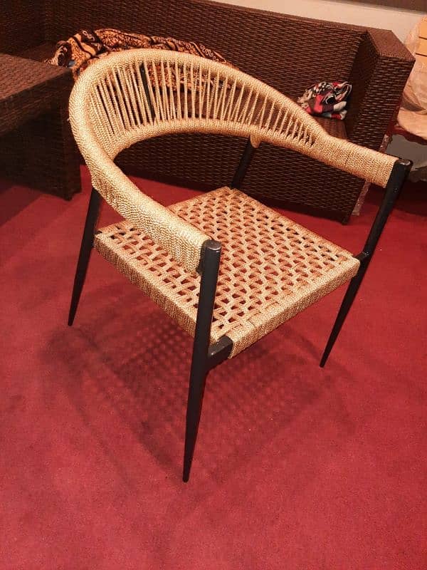 roop chair 18