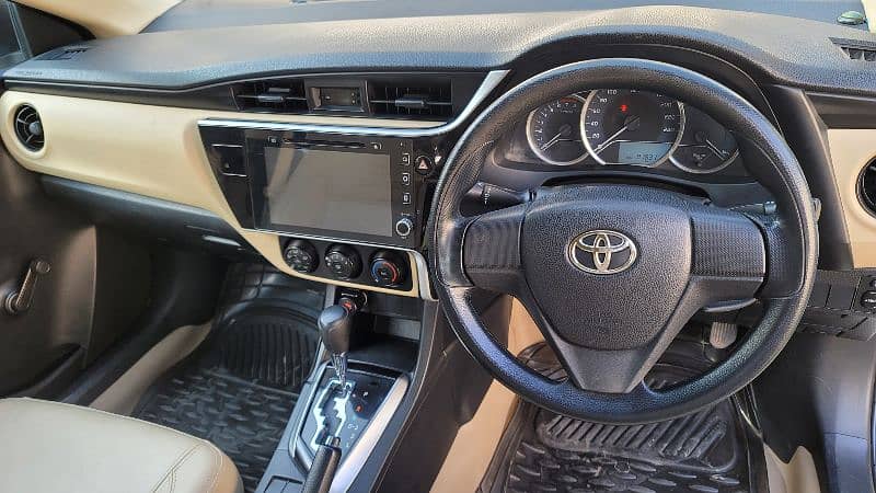 Toyota Corolla XLI Automatic 13