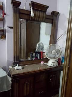 dressing table