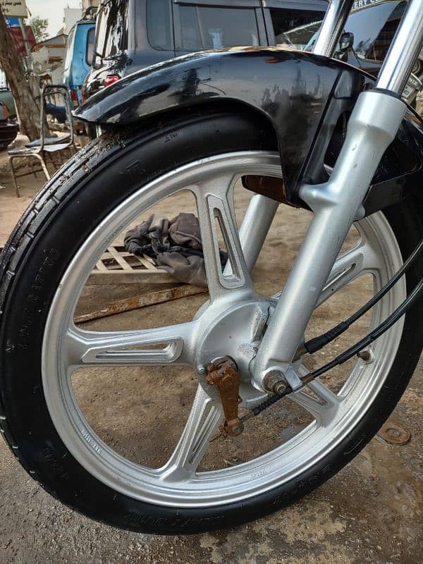 Suzuki GD 110s 2023 Karachi no 7