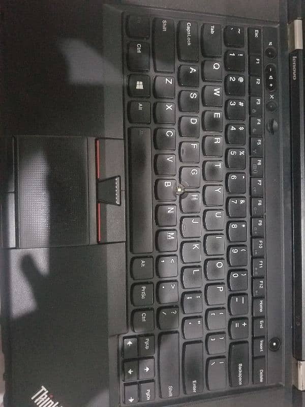 Lenovo thinkpad Laptop 1