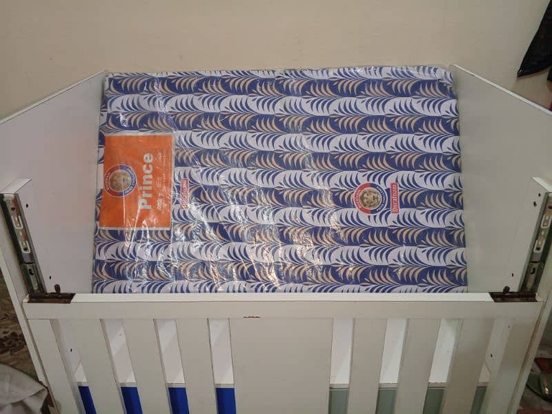 baby cot bad with new mattress 30inch 48inch 3