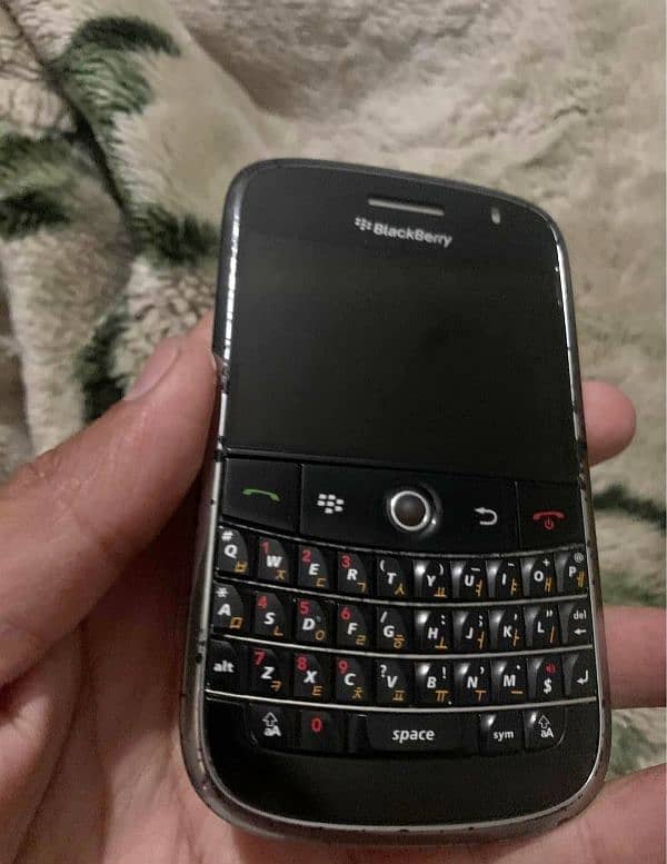 blackberry bold 9500 0