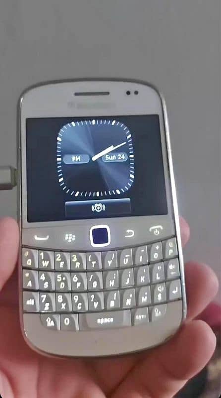 blackberry 9900 0