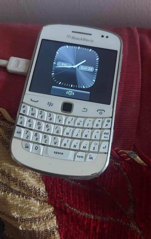 blackberry 9900 1