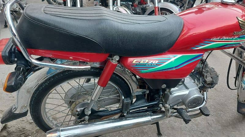 Honda CD70cc bick argent for sell engan file ok whatsap03482443153 2