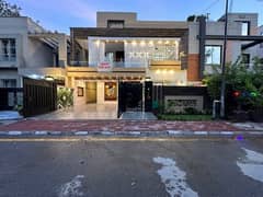 10 Marla House For Sale In Ghaznavi Block Bahria Town Lahore