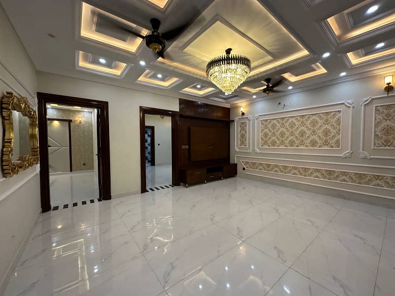 10 Marla House For Sale In Ghaznavi Block Bahria Town Lahore 16