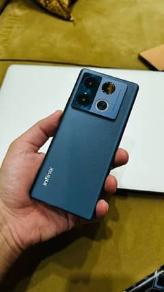 Infinix Note 40 Pro