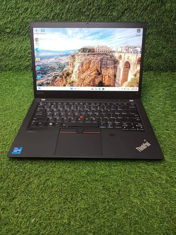 Lenovo ThinkPad T14 Gen -2  / heavy duty/Quadcore high end Ultrabook 3