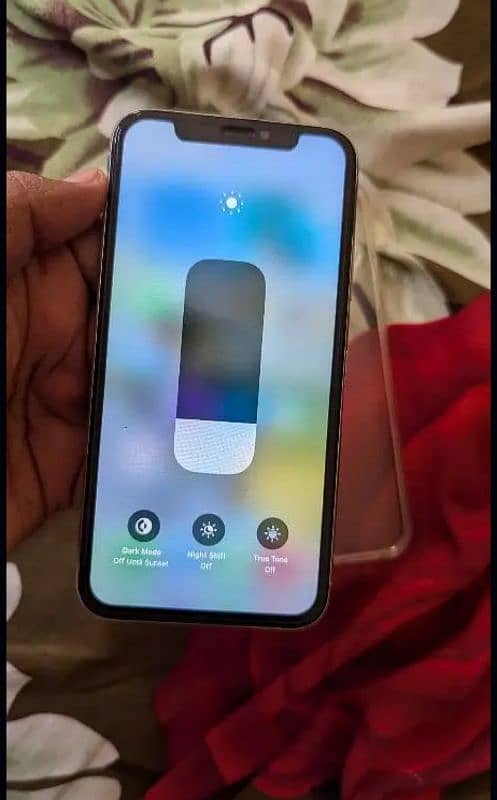 03194082133 contact kro URGENT SALE NEED IPHONE X 1