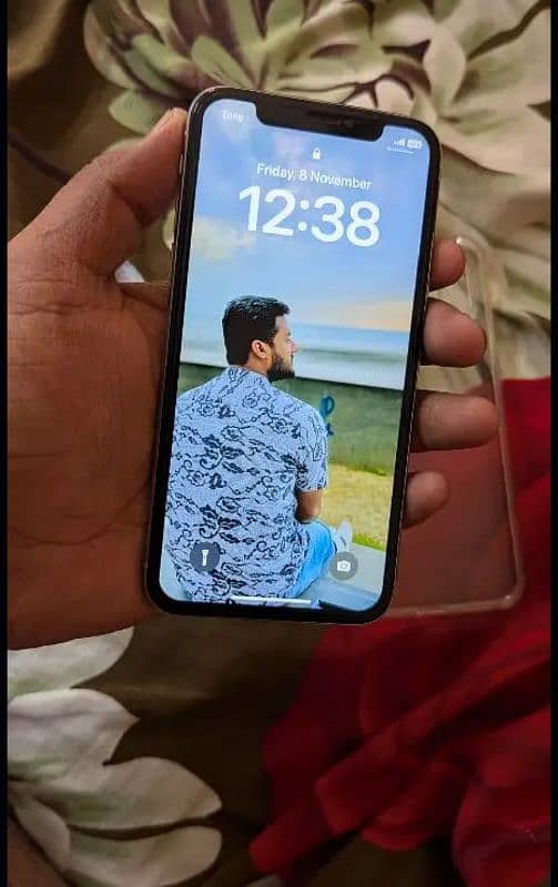 03194082133 contact kro URGENT SALE NEED IPHONE X 2