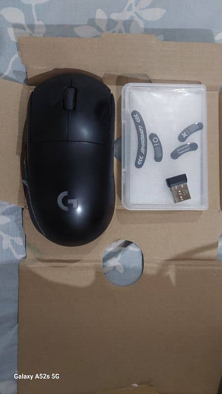 logitech g pro wireless gaming mouse 1