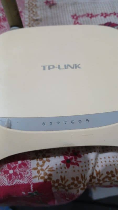 TP LINK router in perfact working 1