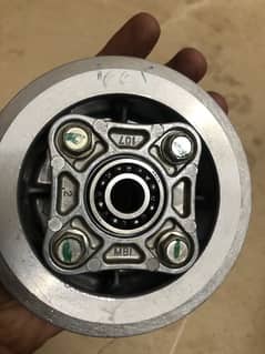 Honda 125 clutch housing