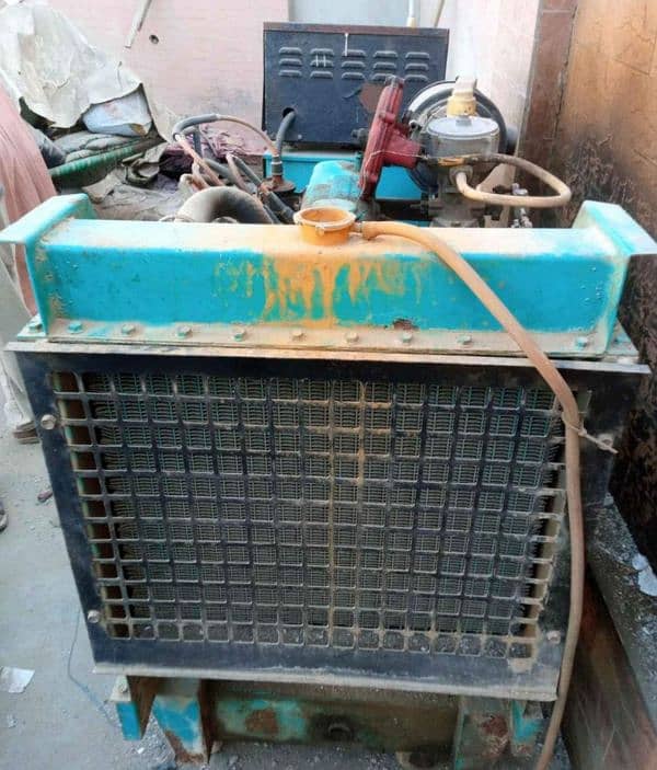 gas generator sell krna Hy 15 kva ka Hy ok Hy gass wala hy 4