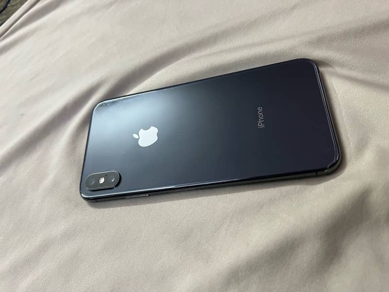 iphone xs max 2