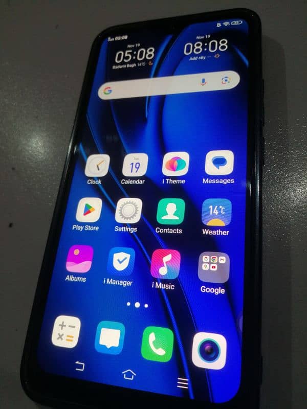 vivo mobile 8gb/256 0