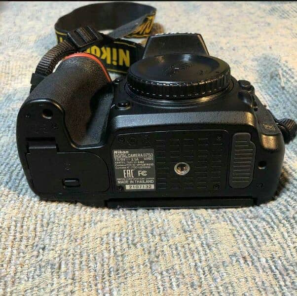 DSLR Nikon D750 Camera my Whatsapp 0323  0231015 4