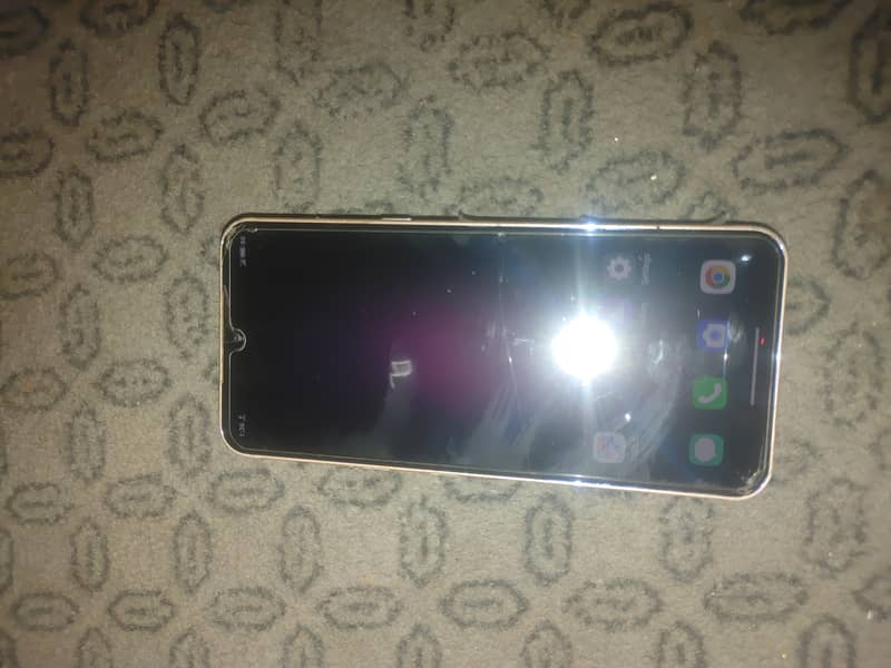 Lg v60 for sale 2