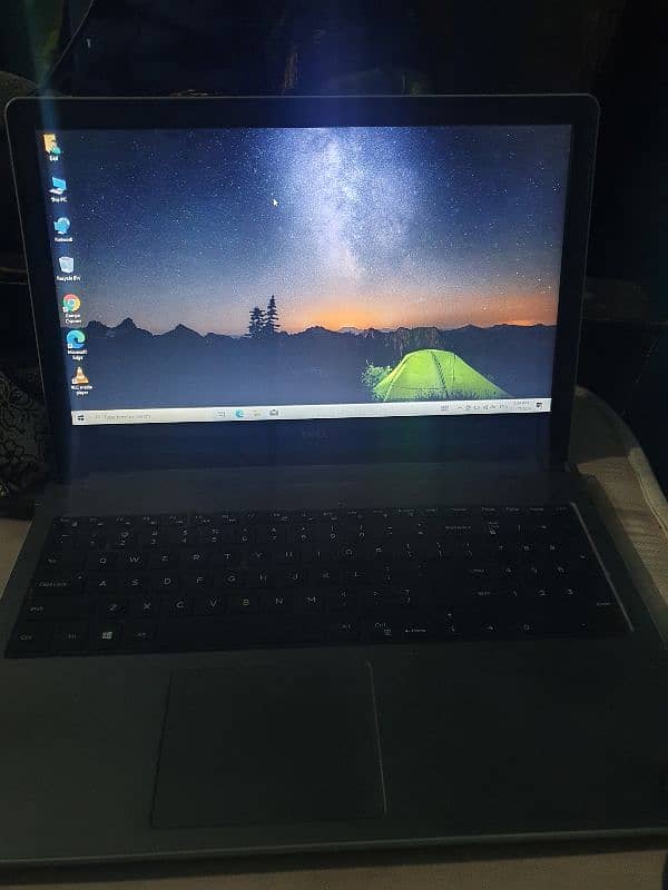 Dell laptop Amd A10 8th gen 0