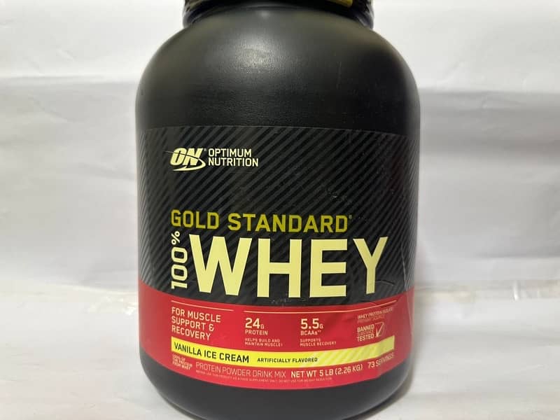 Gold standard whey protein. 1